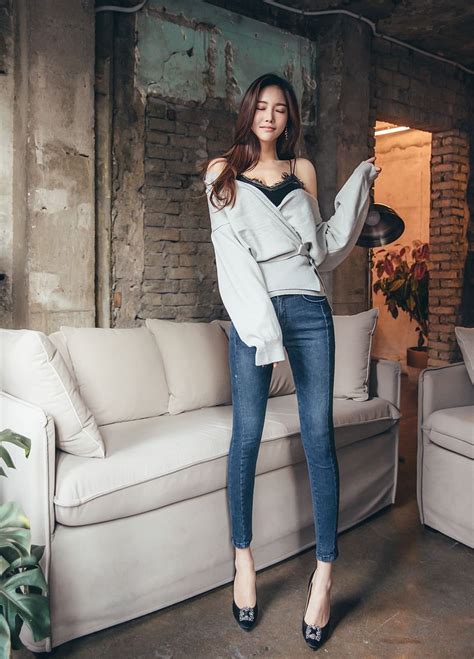 Park Jung Yoon Model Beautiful Image Jeans Set Jan2018