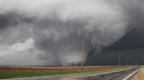 Chilling Sirens Heard Across Chicago As Tornadoes Approach