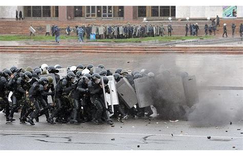 Kyrgyzstan Unrest In Pictures State Of Emergency Declared In Bishkek After Revolt
