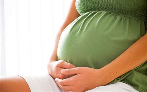هل تنتقل عدوى كورونا من الأم إلى الجنين في أثناء الحمل؟ للعِلم