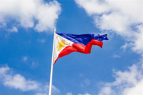 Find over 100+ of the best free philippines images. Philippinen Flagge Stockfoto und mehr Bilder von Asien ...