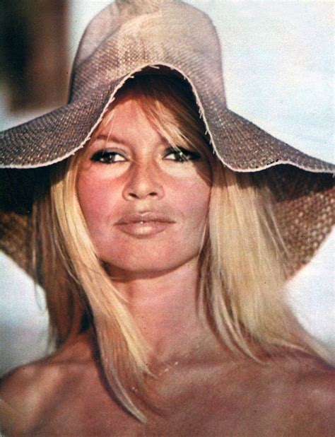 Brigitte Bardot At La Madrague 1965 Photo By Jicky Dussart Cheveux