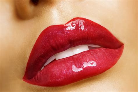 4 Astuces Pour Avoir Des Lèvres Pulpeuses Au Naturel