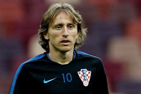 Luka modrić playing with his kids after the croatia vs russia 2018 world cup match penalty kicks. Luka Modric: Croatia World Cup star tipped for shock Man City move | Daily Star