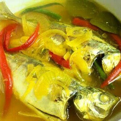 Cara masak ikan singgang asam,johor. Resepi Singgang Ikan Selar Kuning Untuk Wanita Berpantang