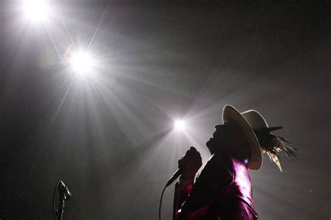 Obituary Gord Downie Troubadour Of Canada Charmed And Challenged A