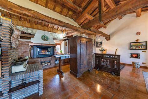 €6m Umbria Italy Majestic Medieval Castle For Sale Castleist