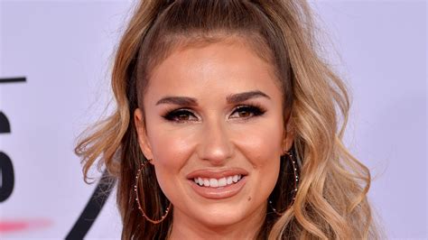 Jessie James Decker Shares Her Favorite Cities To Tour In Exclusive