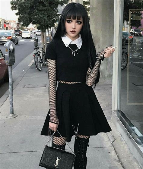 Pin By Brianne Buchanan On Kina Shen Edgy Outfits Gothic Outfits