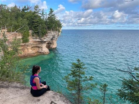 3 Best Ways To See Pictured Rocks National Lakeshore — Nomads In Nature