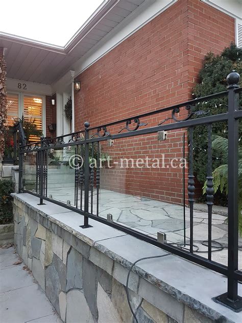 Additionally, what is a standard height for a banister rail? Deck Railing Height: Requirements and Codes for Ontario