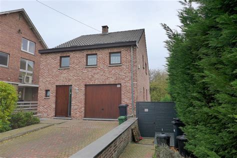 JOLIE MAISON MODERNE CHAMBRES GARAGE ET JARDIN A LOUER La Ruche Immobilière