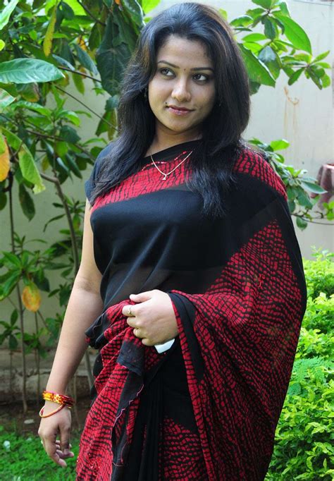 Sexy Indian Actress Saree Photos Tamil Sexy Actress Jyothi Photos In Saree
