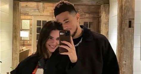 Kendall Jenner Cosies Up To Boyfriend Devin Booker In Rare Sweet Snap Together Irish Mirror Online
