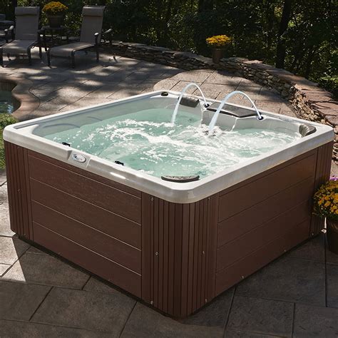 11 Best Outdoor Hot Tubs Reviews And Consumer Reports
