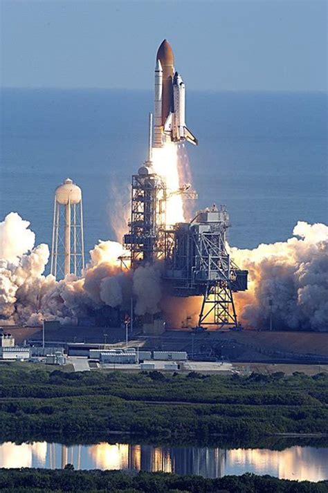 The Launch Of The Columbia For The Sts 107 Mission She Would Burn Up During Re Entry Resulting