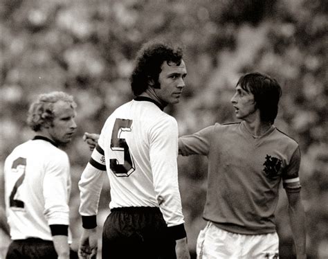 Captain of west germany when they won the world cup and the. Essere il Kaiser: Franz Beckenbauer, il monumento vivente ...