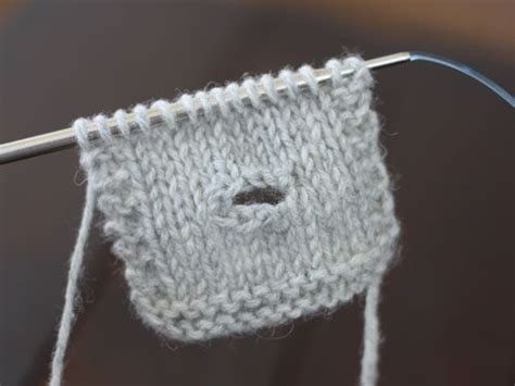 On return row work yo as a stitch. tutorial: one row make buttonhole | Knitting, Buttonholes ...