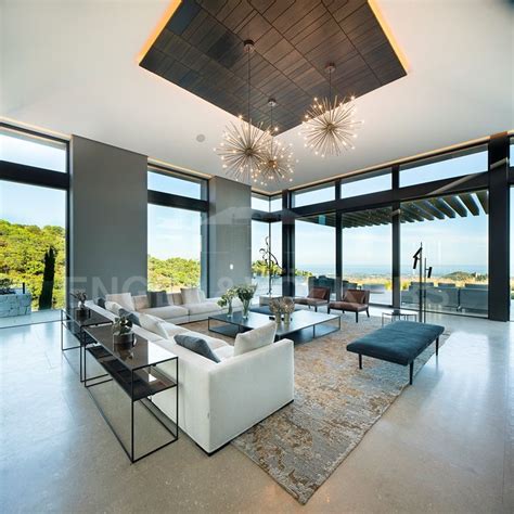 Spectacular New Contemporary Villa With Sea Views In La Zagaleta La