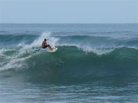 La Costa Del Pacifico Mexicano Ideales Para Hacer Surf Y Las Olas En