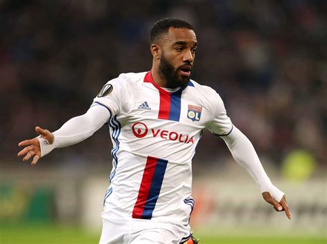 Alexandre Lacazette Why Lyon Striker Would Be Ideal Signing For Liverpool