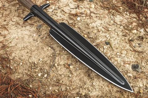 4 Best Hunting Spears For The Money