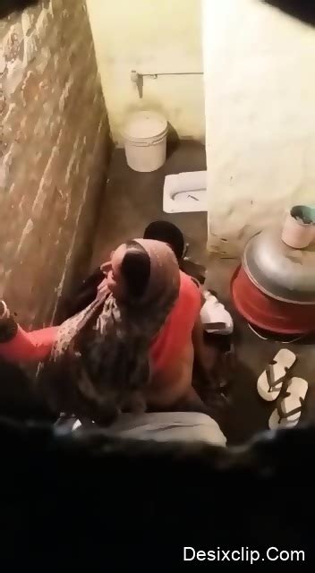 Punjabi Married Randi Woman Fucking In Washroom With Lover Eporner