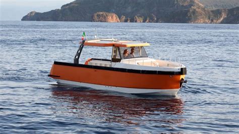 A Modular Boat You Can Reconfigure For Work Or Play Hybrid Crossover