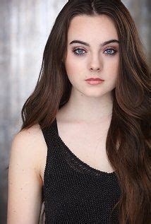 Billie eilish shows off her blonde hair again. Ava Allan = Nina Mallone | Modelos, Beleza feminina, Feminino