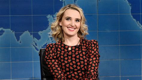 Watch Saturday Night Live Highlight Weekend Update Chloe Fineman On