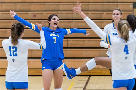 Ucla Womens Volleyball Takes On Marquette In Rainbow Wahine