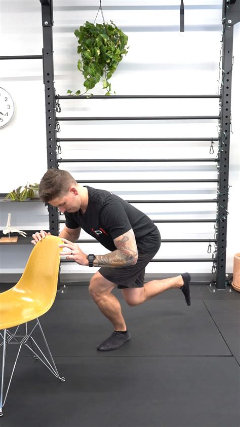 Single Leg Squat Supported 𝗣 𝗥𝗲𝗵𝗮𝗯