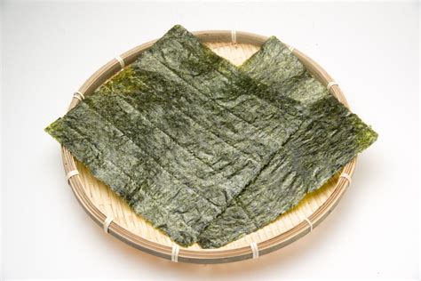 A Guide To The 8 Most Common Types Of Edible Japanese Seaweed