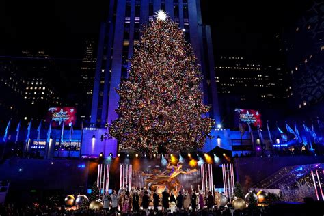 How To Watch The Rockefeller Center Christmas Tree Lighting Thewrap