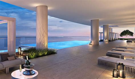 Turnberry Ocean Club Luxury Oceanfront Condos In Sunny Isles Beach