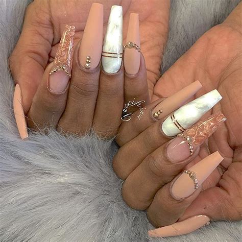 pin by 🦋 𝒥𝑒𝓈𝓈𝒾𝒸𝒶 🦋 on 💅 и α ι ℓ ѕ glam nails gorgeous nails pretty nails