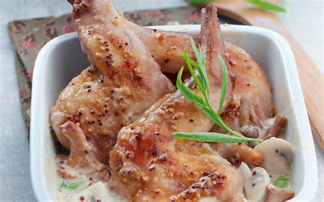 Lapin aux champignons et sauce crémeuse à la moutarde