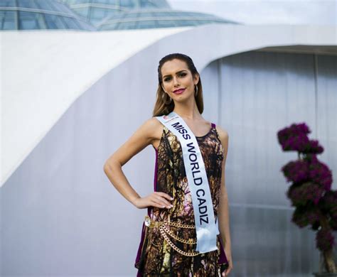 Ángela Ponce La Primera Mujer Transexual Miss Universo España