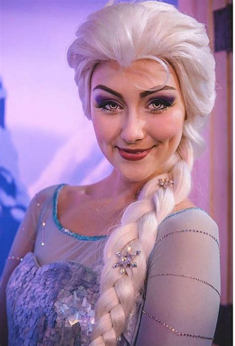 Elsa 💜💙💖 Disney Face Characters Disney World Characters Disney Cosplay