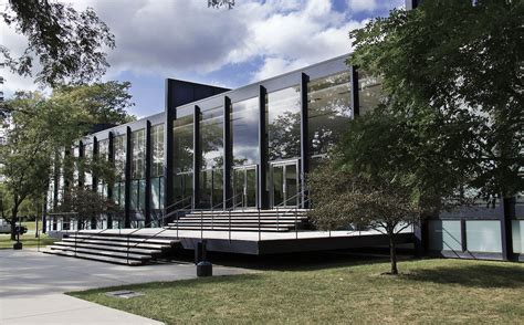 A Tour Of The Mies Designed Iit Campus Optima