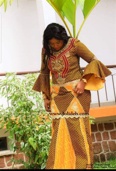 Épinglé Par Aminata Ndao Sur Wax Mode Africaine Robe Mode Africaine