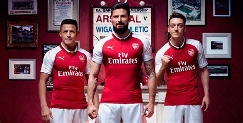 Puma Präsentiert Das Neue Arsenal Trikot