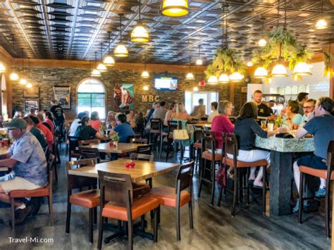Midland Michigan Restaurants Best Food Outdoor Bars Steakhouses Mi