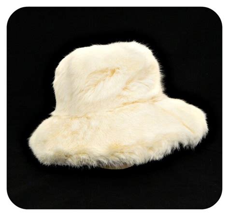 Vintage 1960s Rabbit Fur Mod Hat White Fur Bucket H Gem