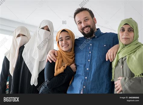 Muslim Man 4 Wives Image Photo Free Trial Bigstock