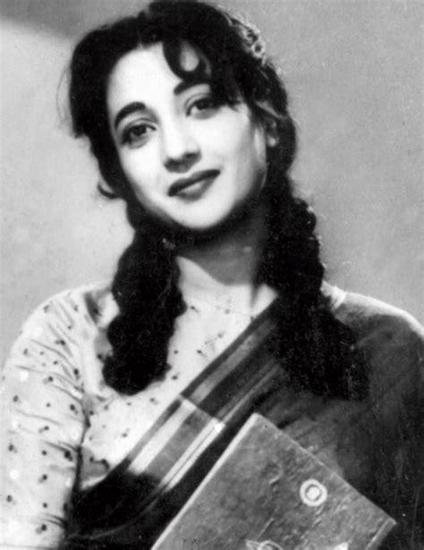 Rahe Na Rahe Hum Legendary Actress Suchitra Sen