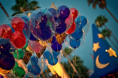 Daily Disney Hollywood Studios Balloons At Dusk Explore Flickr