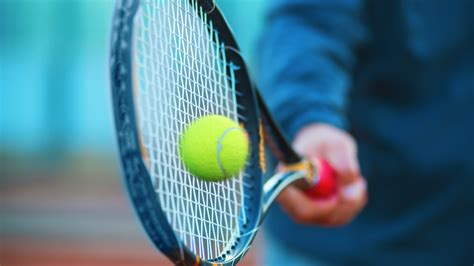 9 Most Important And Effective Tennis Tips For Beginners To Improve