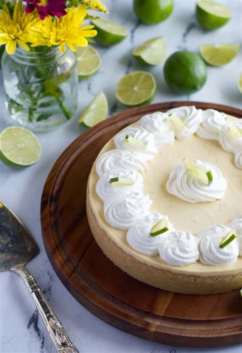Dissolve the lime gelatin in 1 cup of boiling water, (stir and allow. Keto Key Lime Pie Cheesecake | Recipe | Key lime pie ...