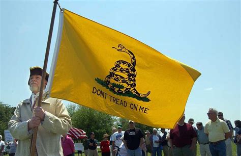 While many today use the dont tread on me flag as both a tribute to american resilience and an expression of their own desire to remain free and the flag standing alone is typically not viewed as racist. Fact Check: Is the 'Don't Tread on Me' flag racist? - News ...